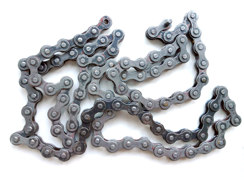 Old KMC chain before polishing