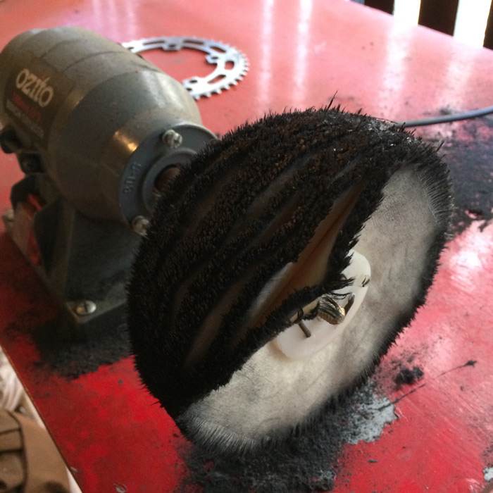 Polishing wheel for BMX parts — calico wheel